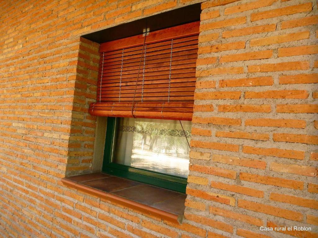 Casa Rural El Roblon Sartajada Zewnętrze zdjęcie
