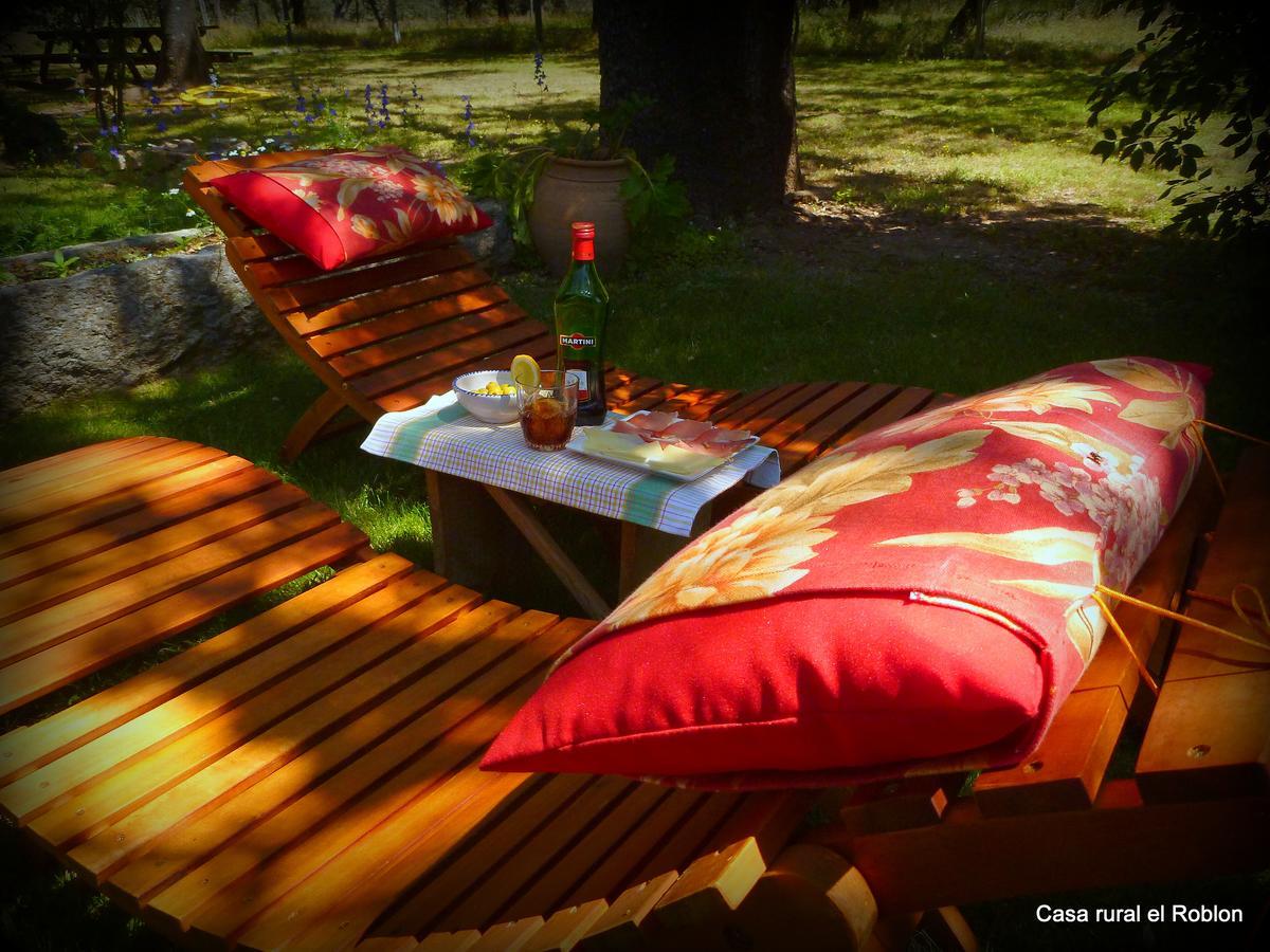 Casa Rural El Roblon Sartajada Zewnętrze zdjęcie